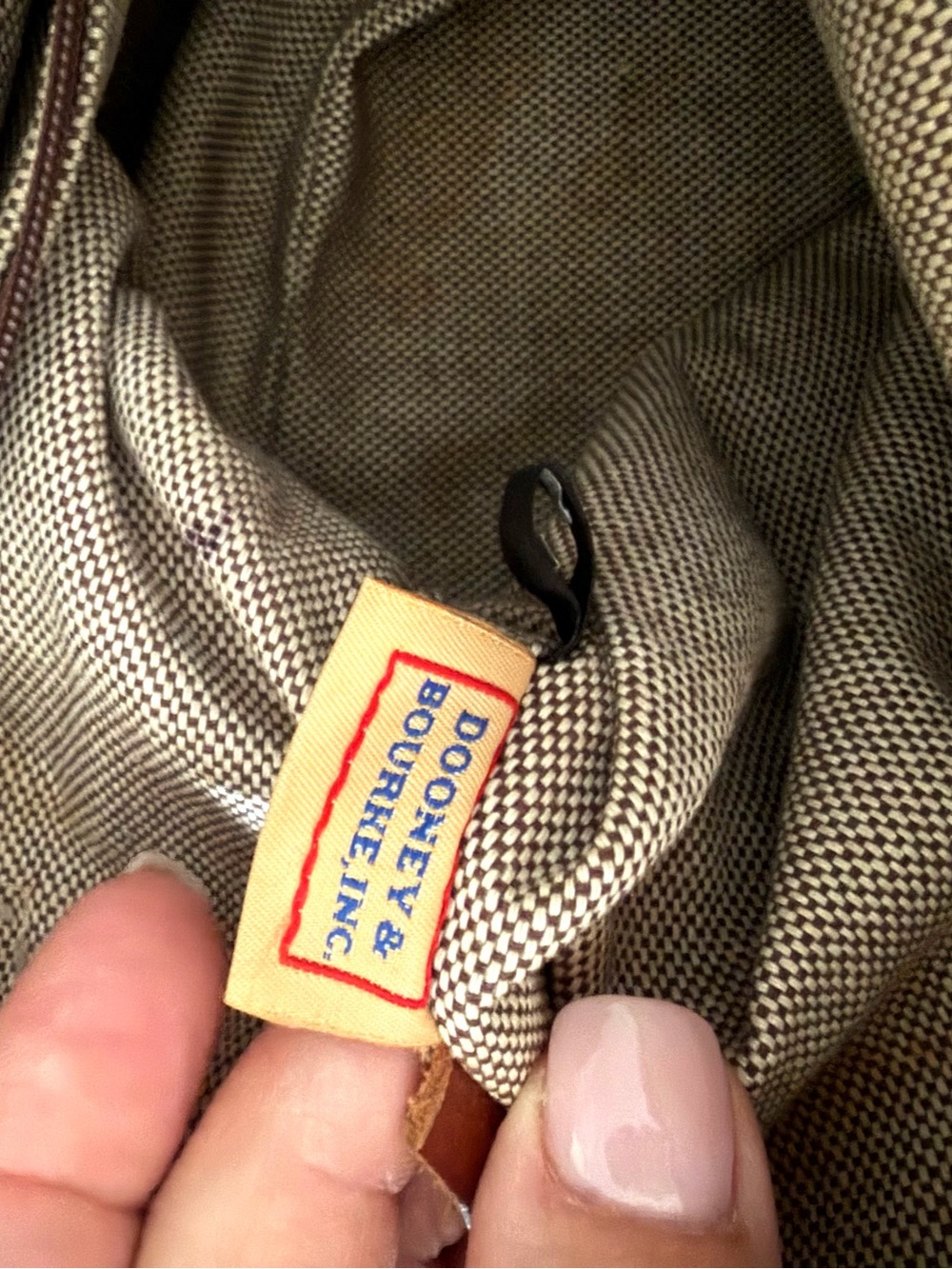 DOONEY & BOURKE•British tan pebble leather satchel crossbody bag - Picture 12 of 13